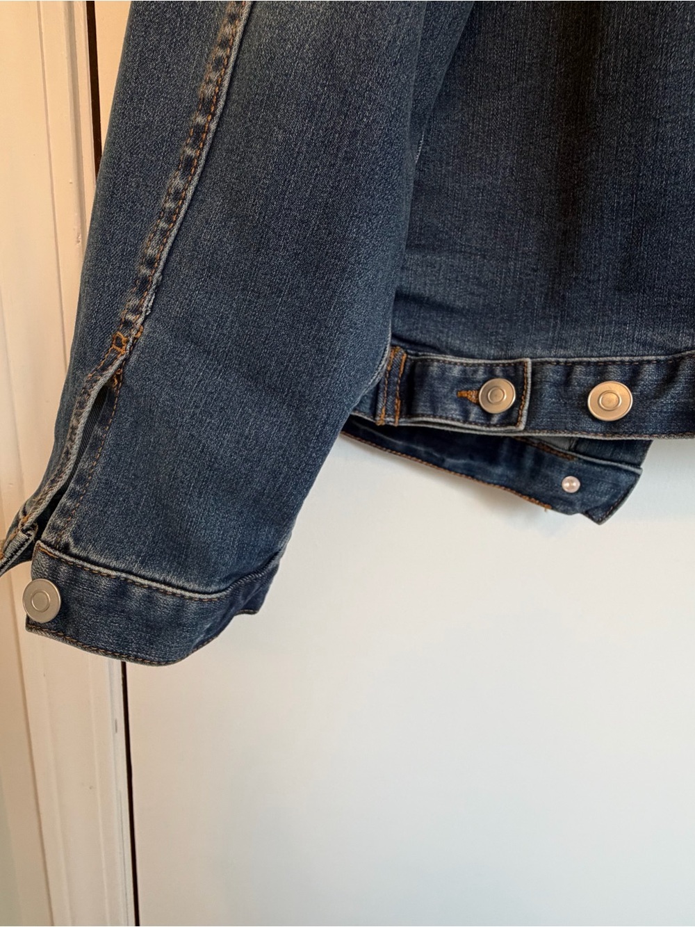 Classic Blue Jean Jacket - Picture 7 of 9